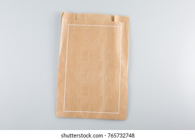 
A kraft paper wrapper for baking