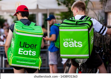 468 Uber Eats Box Images, Stock Photos & Vectors | Shutterstock