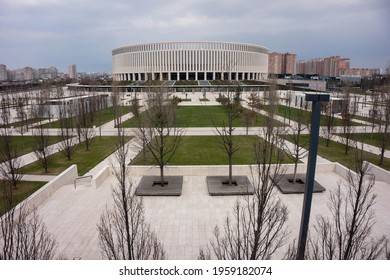 Krasnodar, Southern Federal District. Russia 04.04.2021. There Aree No Peopl In The City Park