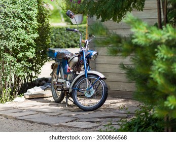 Krasnoyarsk. Russia - July 23, 2020: Old Moped Near The Barn In The Park. Summer Sunny Day