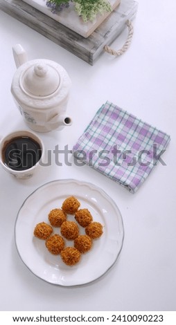 kremes, snack grubi is made from sweet potatoes and palm sugar. Indonesian snack for tea time

 Zdjęcia stock © 