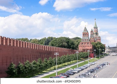 Kremlin clock tower, with a red star on the tower.