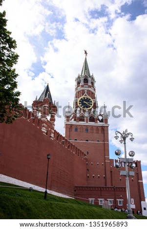 Kremlin clock tower, with a red star on the tower