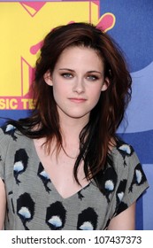 Kristen Stewart  At The 2008 MTV Video Music Awards. Paramount Pictures Studios, Los Angeles, CA. 09-07-08