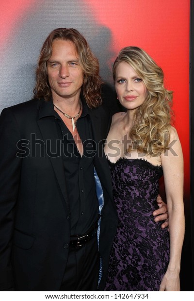 Kristin Bauer Van Straten Husband Abri Stock Photo Edit Now 142647934