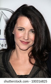 Kristin Davis  At 