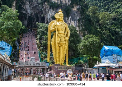 Batu Cave Malaysia Statue Lord Muragan Stock Photo (Edit Now) 260140397