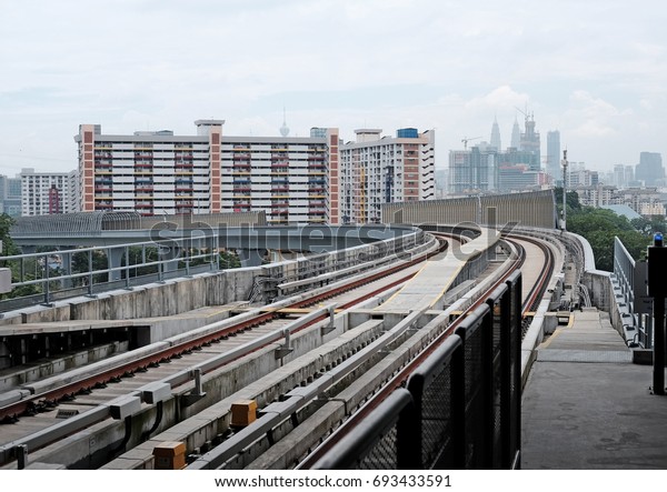 Suchen Sie Nach Kuala Lumpur Aug 6 2017 Kl Stockbildern In Hd Und Millionen Weiteren Lizenzfreien Stockfotos Illustrationen Und Vektorgrafiken In Der Shutterstock Kollektion Jeden Tag Werden Tausende Neue Hochwertige Bilder Hinzugefugt