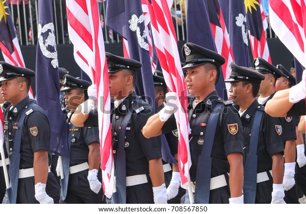 Kuala Lumpur August 312017 Group Police Stock Photo 708567850 ...