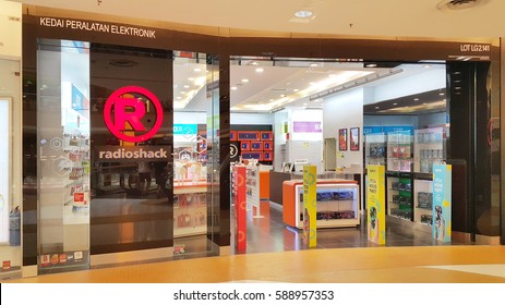 radio shack going out of business 2017