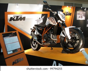 KUALA LUMPUR - FEBRUARY 23: KTM 690 DUKE Is On Display During MotoXpo Show & Conference (MotoXpo KL 2012) On February 23, 2012 At The Putra World Trade Centre (PWTC) In Kuala Lumpur, Malaysia