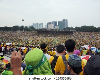 KUALA LUMPUR - JANUARY 12 : Thousands Of People Gather Inside Stadium Merdeka During The People's Uprising Rally On January 12, 2013 In Kuala Lumpur.