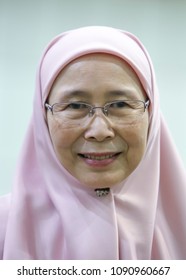 KUALA LUMPUR, MALAYSIA - APRIL 28, 2018 : President Peoples Justice Party (PKR) Wan Azizah A Candidate For Pakatan Harapan In Pandan (P100) Parliament During Nomination Day 14th General Election.