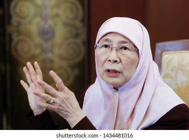 Wan azizah ismail Images, Stock Photos & Vectors  Shutterstock