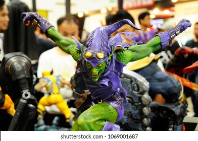 KUALA LUMPUR, MALAYSIA -APRIL 7, 2018: Selected Focused Of Marvel Comic Action Figure Called Green Goblin. Super Villain Against Spider-man.  Action Figures Displayed By Collector. 