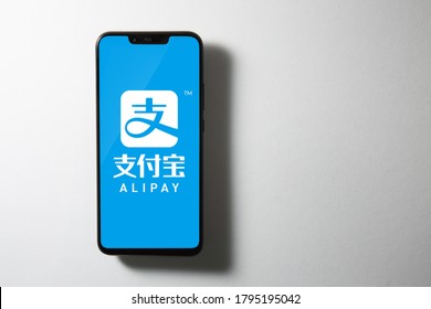 Kuala Lumpur, Malaysia - AUGUST 10, 2020: Alipay logo on screen of Huawei Nova 3i. 