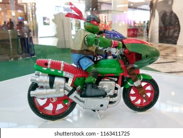 KUALA LUMPUR, MALAYSIA -AUGUST 23, 2018: Selected Focused Of Fictional Action Figure Character TEENAGE MUTANT NINJA TURTLE. Displayed By Collector On Desk For Public. 
