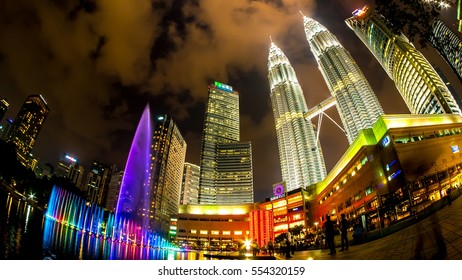 KUALA LUMPUR, MALAYSIA - FEBRUARY  02, 2016: View On The KLCC City Center At Night On February 16, 2016 In Kuala Lumpur, Malaysia. 
