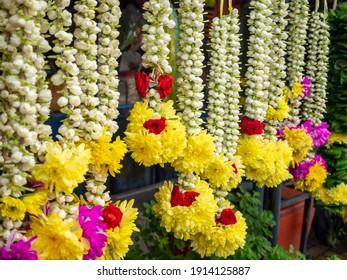 Kuala Lumpur, Malaysia : Indian Flower Shop At Batu Caves Temple And Hindu Shrine