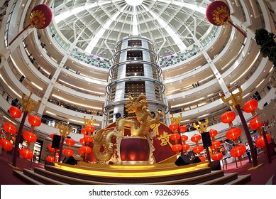 Suria Klcc Mall Images Stock Photos Vectors Shutterstock