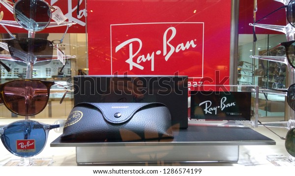 ray ban mall