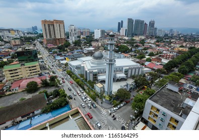 KUALA LUMPUR, MALAYSIA - JULY 18, 2018 : Masjid Jamek Kampung Baru Or Kampung Baru Mosque. Kampung Baru Is A Traditional Village In Kuala Lumpur City Centre.