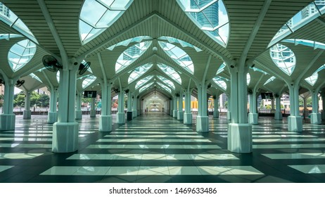 Masjid As Syakirin Images Stock Photos Vectors Shutterstock