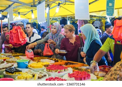 Jalan tar Images, Stock Photos & Vectors  Shutterstock