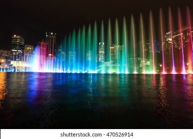KUALA LUMPUR, MALAYSIA - May 5, 2014: Suria KLCC Lake Symphony dance, water fountain show