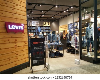 levi store outlet mall