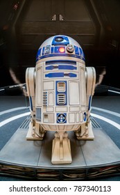 R2d2 の画像 写真素材 ベクター画像 Shutterstock