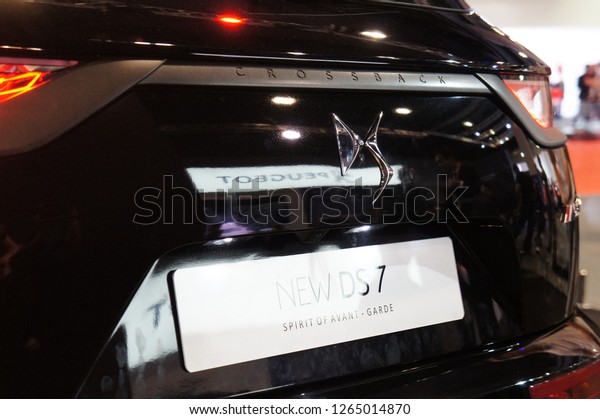 KUALA LUMPUR, MALAYSIA -NOVEMBER 23, 2018: Selected\
focused of Citroen car emblem and brand logo at car body. Modern\
& high technology car build by France famous car manufacturer.\
 