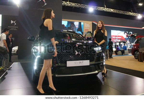 KUALA LUMPUR, MALAYSIA\
-NOVEMBER 23, 2018: Citroen cars display for sale in a huge\
showroom. Modern & high technology car build by France famous\
car manufacturer.   