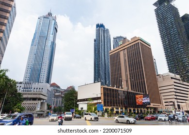 Kuala Lumpur, Malaysia - November 25, 2019: Kuala Lumpur City Street View With Ordinary People And Cars 