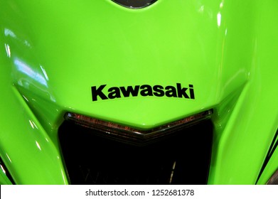 bøf pendul Tredive Kawasaki logo Images, Stock Photos & Vectors | Shutterstock