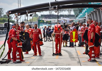 KUALA LUMPUR, MALAYSIA - OCTOBER 1, 2017 : Sebastian Vettel (Germany) Making A Pitstop In The Scuderia Ferrari SF71H F1 2018 Car During The F1 At Sepang Circuit.