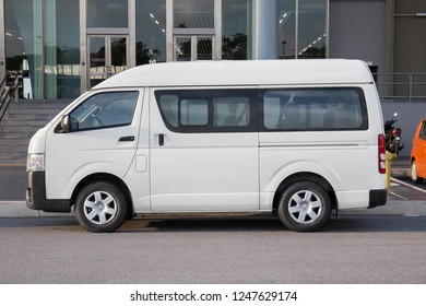 white toyota hiace van