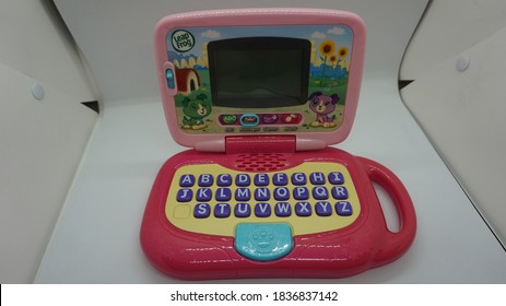 KUALA LUMPUR, MALAYSIA - October 19th 2020: Leap Frog Notebook Kids Learning Toy For Girls With Pink 