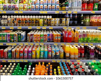 360,445 Soft drink Images, Stock Photos & Vectors | Shutterstock