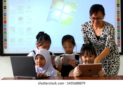 Students laptop malaysia for Laptops