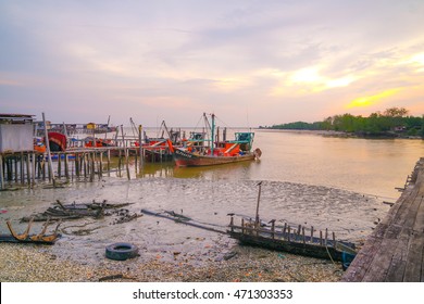 110 Fishing village kuala selangor malaysia Images, Stock Photos ...