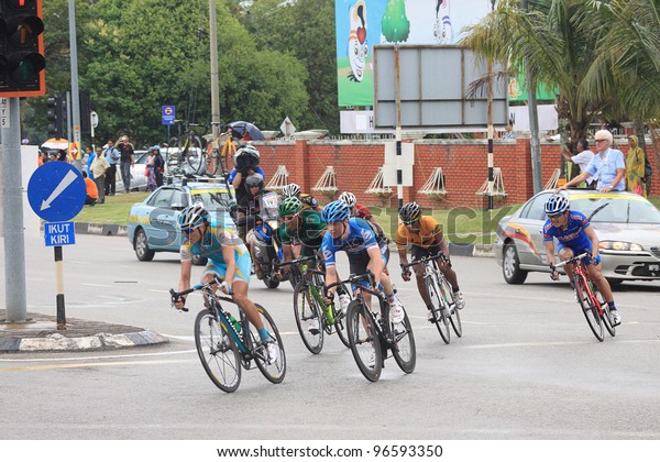 Kuantan March 1 Unidentified Cyclists Take Stock Photo Edit Now 96593350