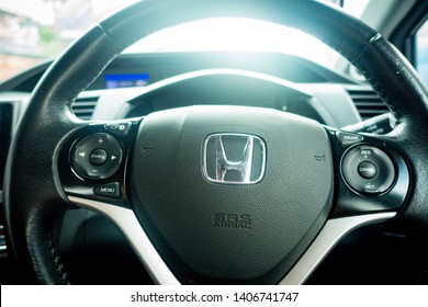 Bilder Stockfoton Och Vektorer Med Honda Car Interior