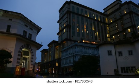 Kuching, Sarawak, 20 September 2020: The Waterfront Hotel And Pos Malaysia Building With Moody Rain Day