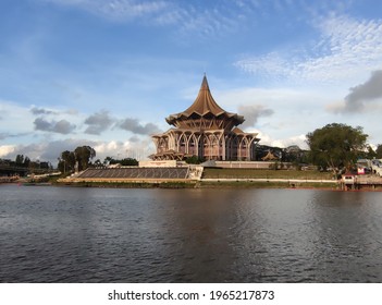 Kuchingmalaysia 26 April 2021 Dewan Undangan Stock Photo 1965217873 ...