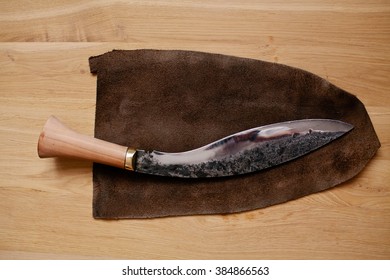 kukr a knife with the wooden handle