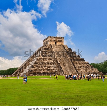 Kukulkan pyramid in Chichen Itza, Mexico.