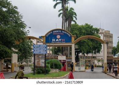 KUMASI, GHANA – May 23, 2022: The Komfo Anokye Teaching Hospital In Kumasi. Teaching Hospital Ghana.