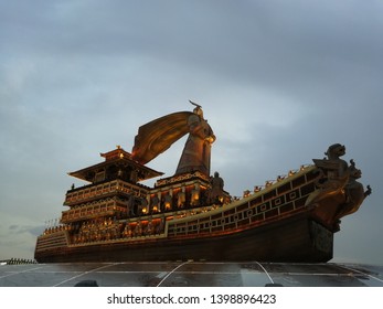 Kunming Pool Landmark Building Emperor Wudi Of Han Dynasty's Expedition