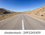 Kurdish countryside highway road
Iraqi mountains, clear sky